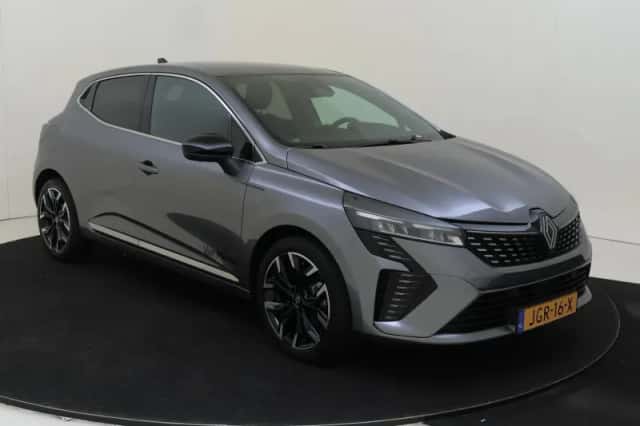 Renault Clio (2025) thumbnail 2