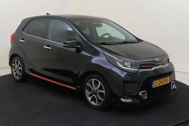 Kia Picanto (2021) thumbnail 2