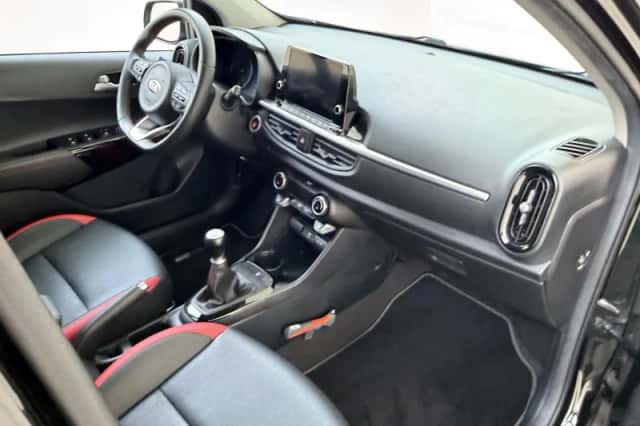 Kia Picanto (2021) thumbnail 5