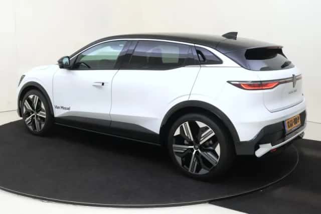 Renault Mégane E-Tech (2026) thumbnail 3