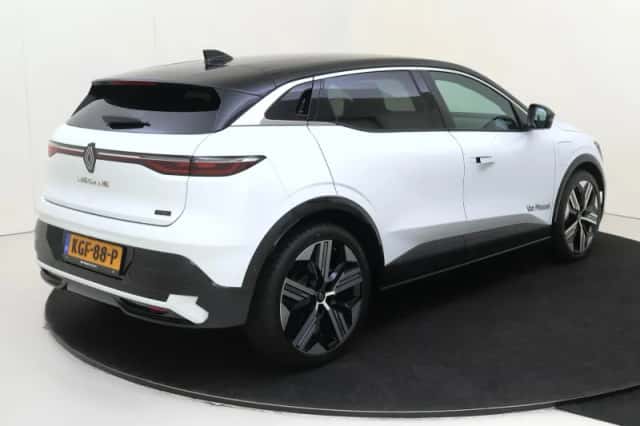 Renault Mégane E-Tech (2026) thumbnail 4