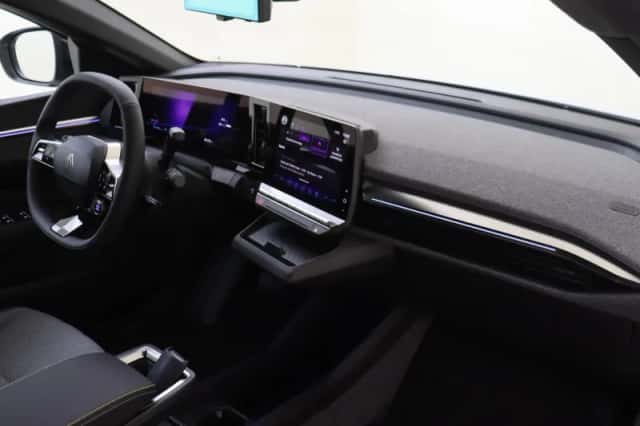 Renault Mégane E-Tech (2026) thumbnail 5