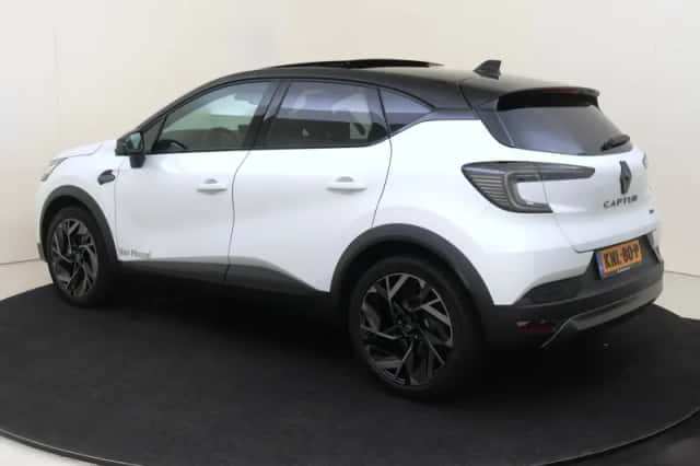 Renault Captur (2026) thumbnail 3