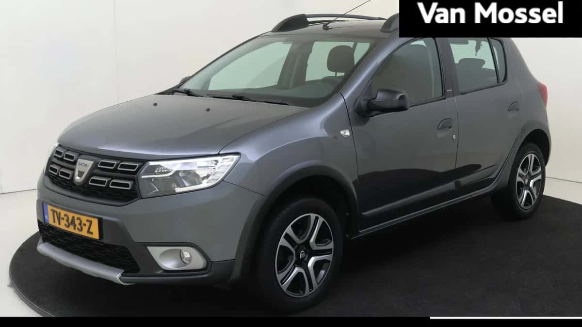 Dacia Sandero Stepway (2018) — foto 1