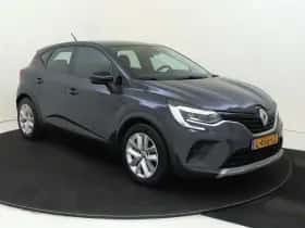 Renault Captur (2021) thumbnail 2