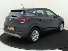 Renault Captur (2021) thumbnail 4