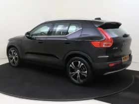 Volvo XC40 (2021) thumbnail 3