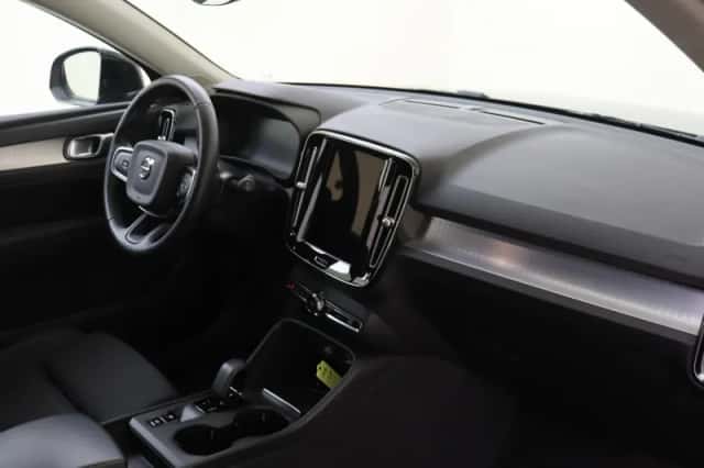 Volvo XC40 (2021) thumbnail 5
