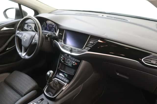 Opel Astra (2021) thumbnail 5