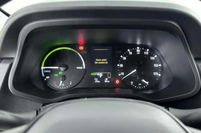 Renault Trafic (2025) thumbnail 6