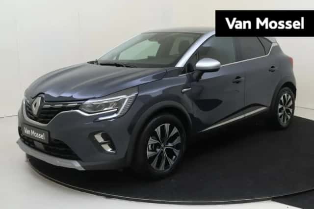Renault Captur (2023) thumbnail 1