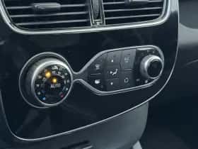 Renault Clio (2018) thumbnail 19