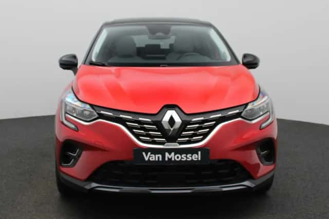 Renault Captur (2021) thumbnail 3