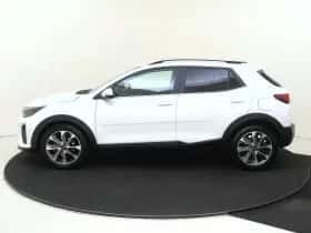 Kia Stonic (2024) thumbnail 8