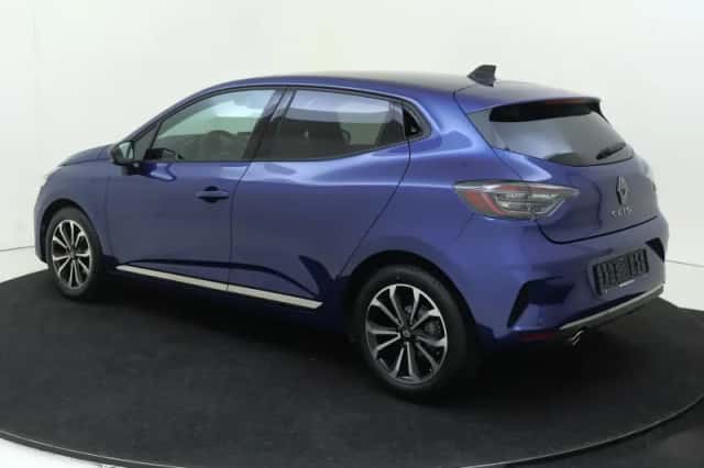 Renault Clio (2025) thumbnail 3