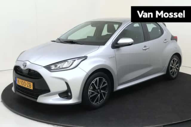 Toyota Yaris (2021) thumbnail 1