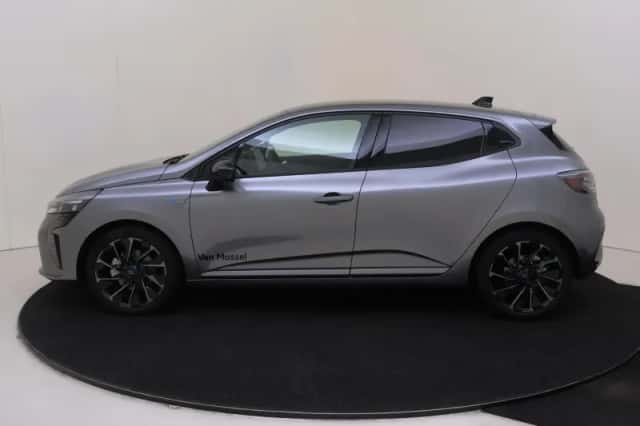 Renault Clio (2025) thumbnail 2