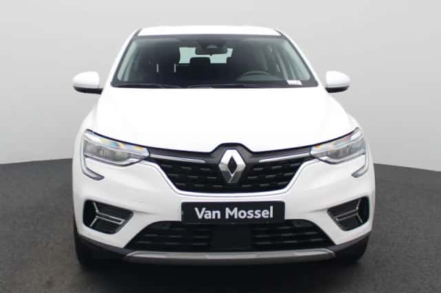 Renault Arkana (2022) thumbnail 3