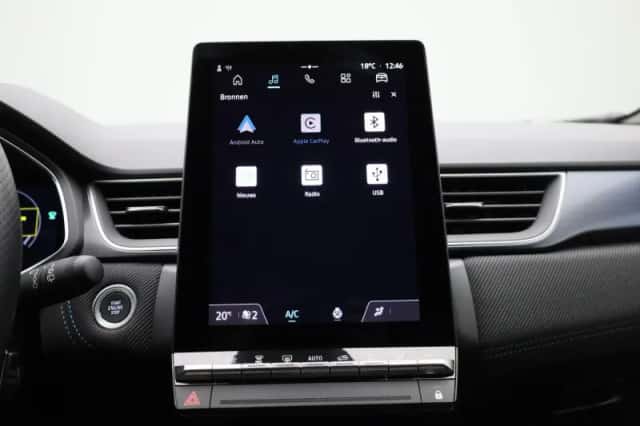 Renault Captur (2024) thumbnail 18