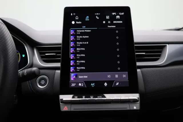Renault Captur (2024) thumbnail 21