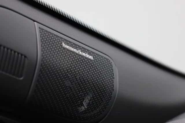 Renault Captur (2024) thumbnail 23