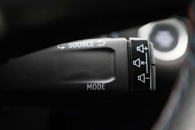 Renault Captur (2024) thumbnail 27