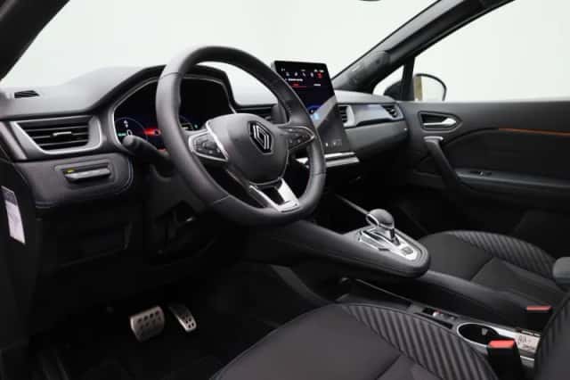 Renault Captur (2024) thumbnail 34
