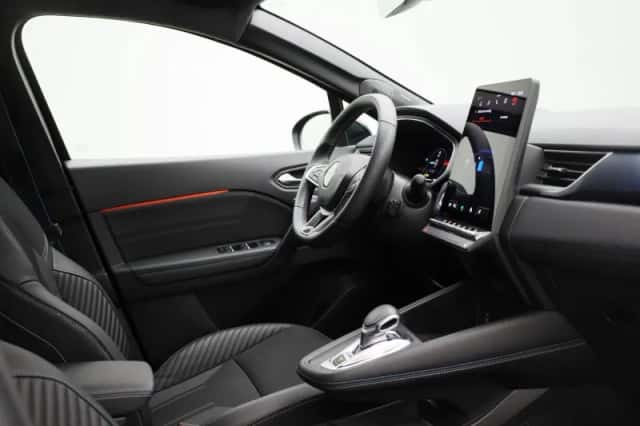 Renault Captur (2024) thumbnail 35