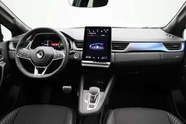 Renault Captur (2024) thumbnail 39