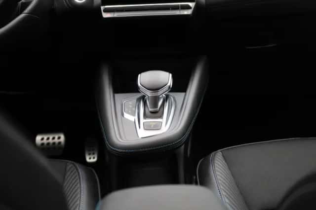 Renault Captur (2024) thumbnail 10
