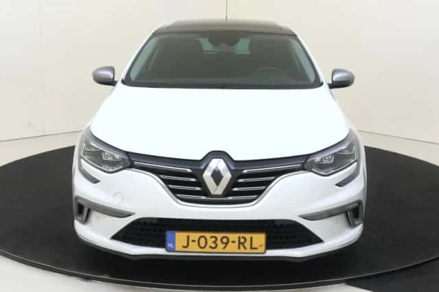 Renault Mégane (2019) thumbnail 6