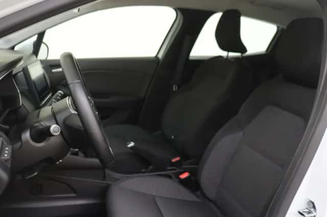 Renault Clio (2021) thumbnail 11