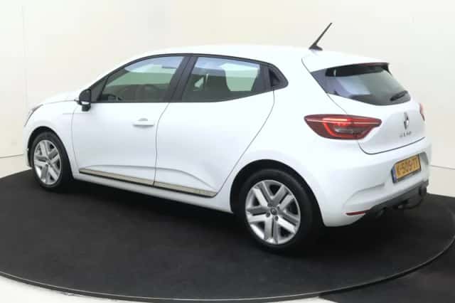 Renault Clio (2021) thumbnail 3