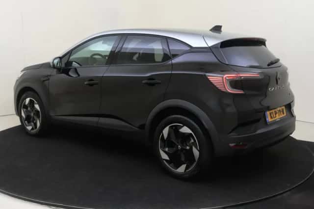 Renault Captur (2025) thumbnail 3