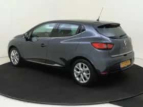 Renault Clio (2018) thumbnail 3