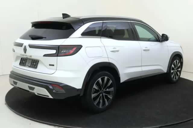 Renault Austral (2023) thumbnail 4
