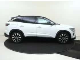 Renault Austral (2023) thumbnail 9