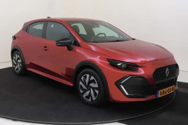 Renault Clio (2026) thumbnail 2