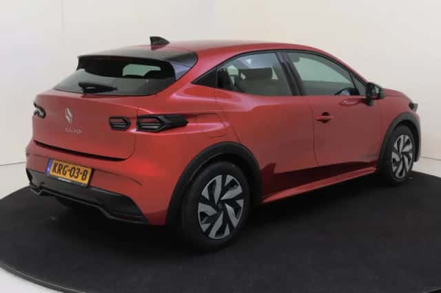 Renault Clio (2026) thumbnail 4