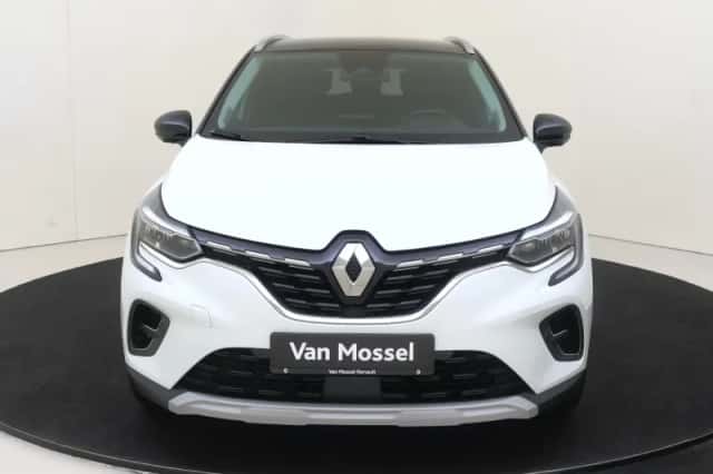 Renault Captur (2021) thumbnail 6
