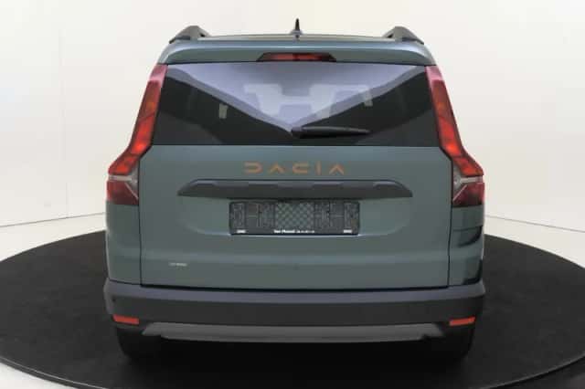 Dacia Jogger (2025) thumbnail 6