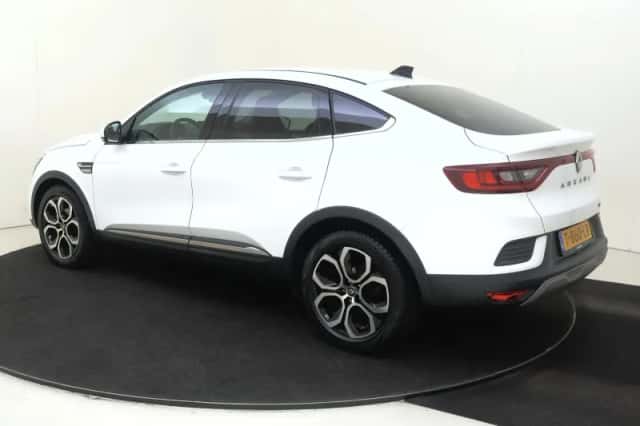 Renault Arkana (2023) thumbnail 3