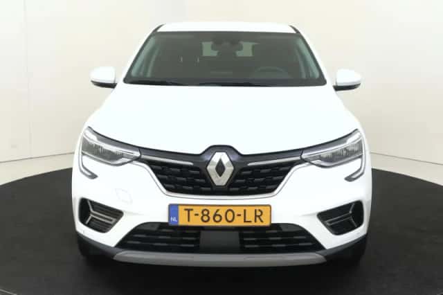 Renault Arkana (2023) thumbnail 6