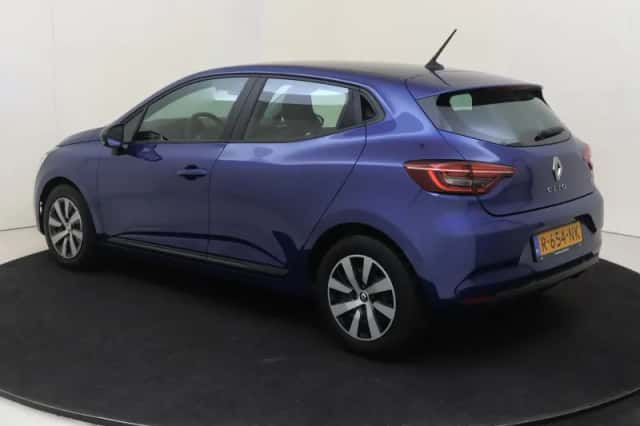 Renault Clio (2022) thumbnail 3