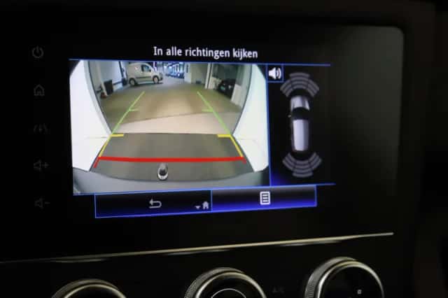 Renault Kadjar (2021) thumbnail 22