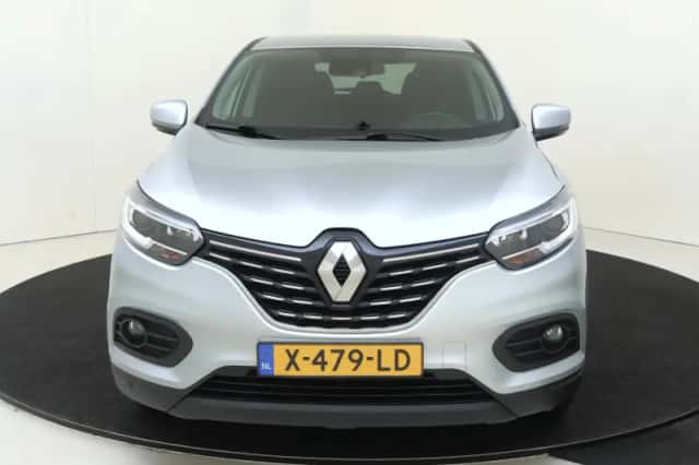 Renault Kadjar (2021) thumbnail 6