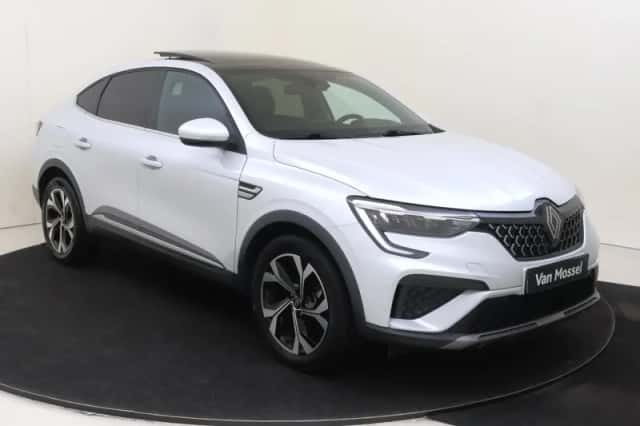 Renault Arkana (2024) thumbnail 2