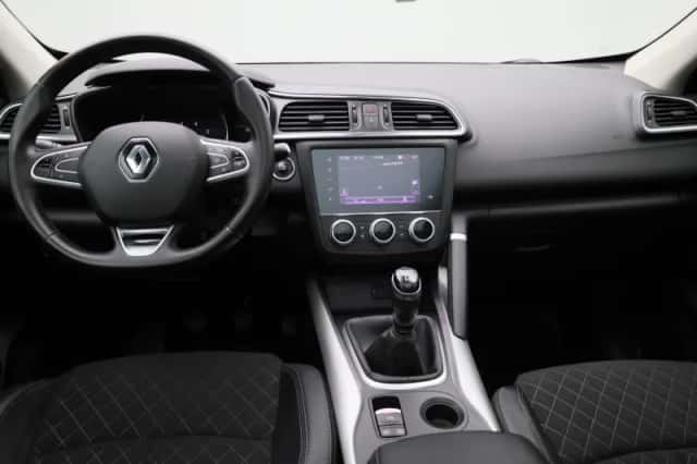 Renault Kadjar (2020) thumbnail 2