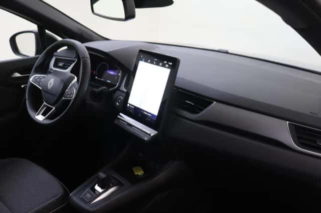 Renault Captur (2025) thumbnail 5