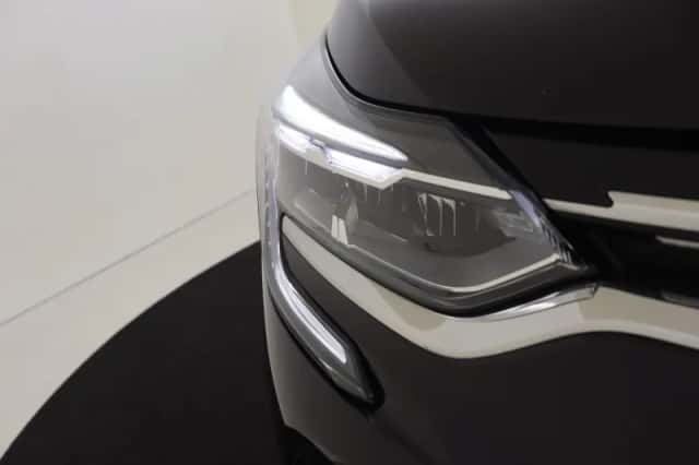Renault Captur (2020) thumbnail 5